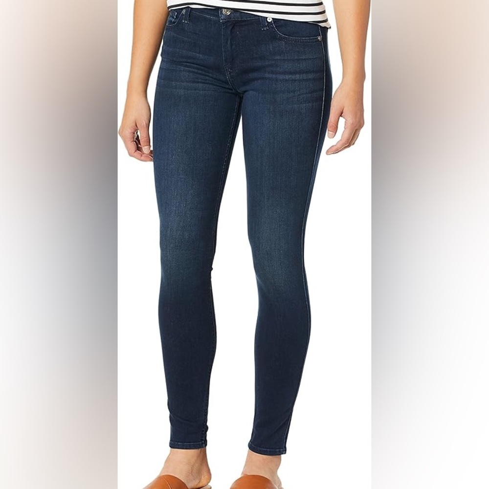 Women’s 7 For All Mankind high rise skinny jean - brand new! Never worn! Size 27
